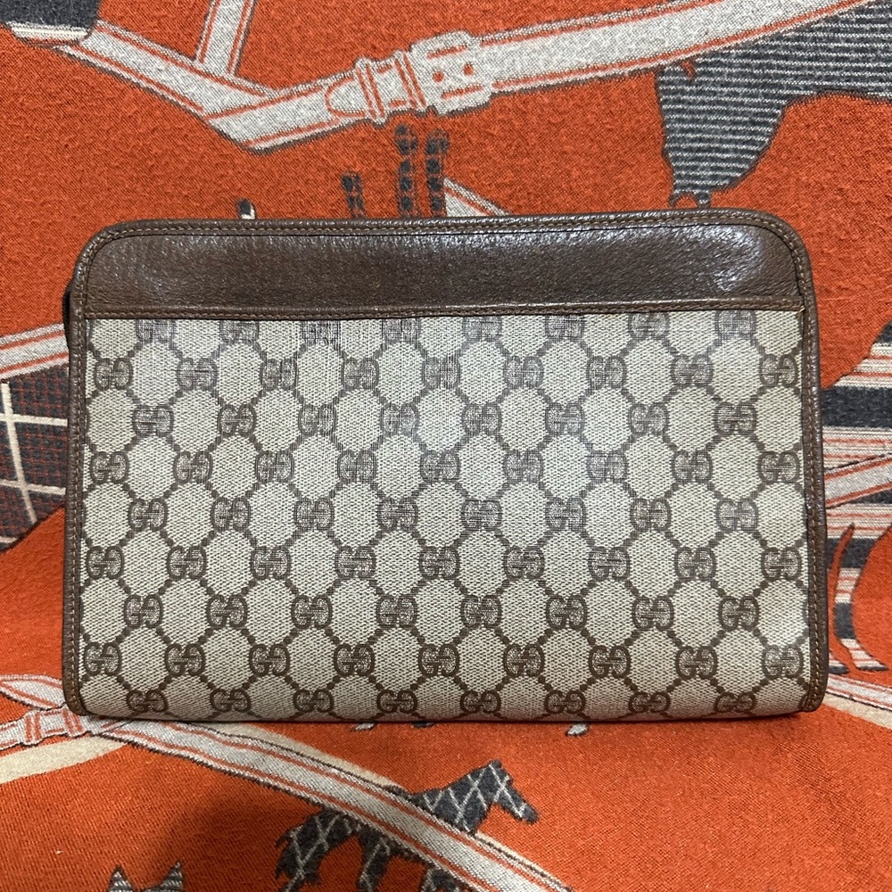 GUCCI❤️🌟97.01.037 VINTAGE GG BROWN CLUTCH⭐️ - Picture 2 of 9